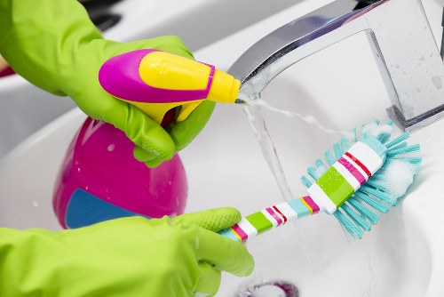 Deep cleaning service for a Bromley home kitchen